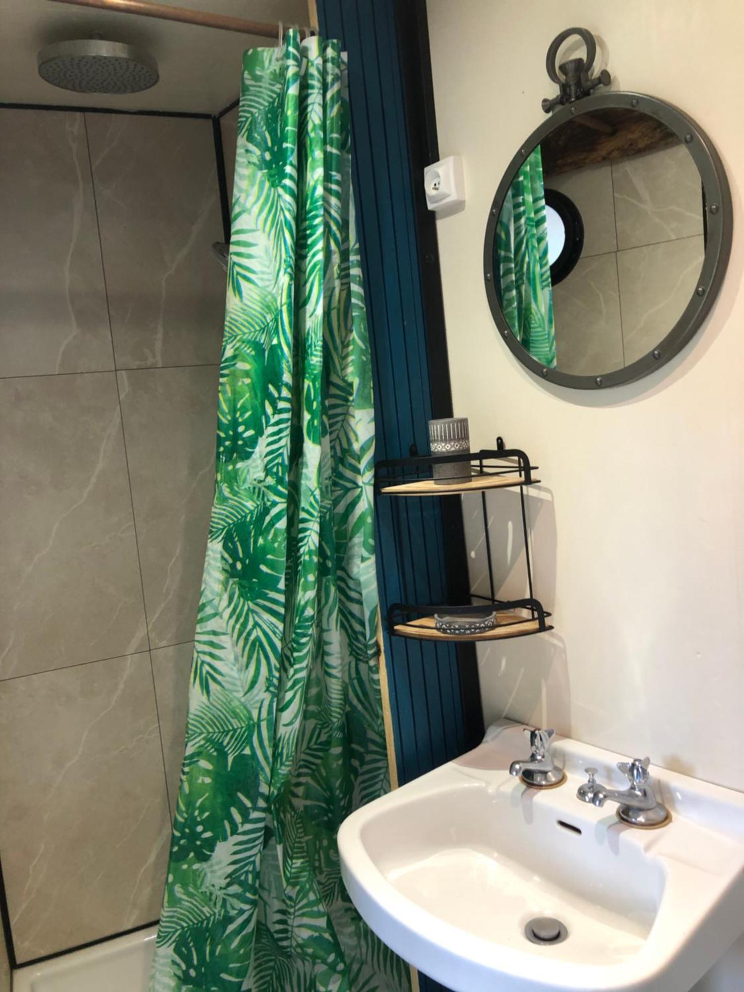 La Auarje: Appartement Avec Jardin & Terrasse Cierp ภายนอก รูปภาพ
